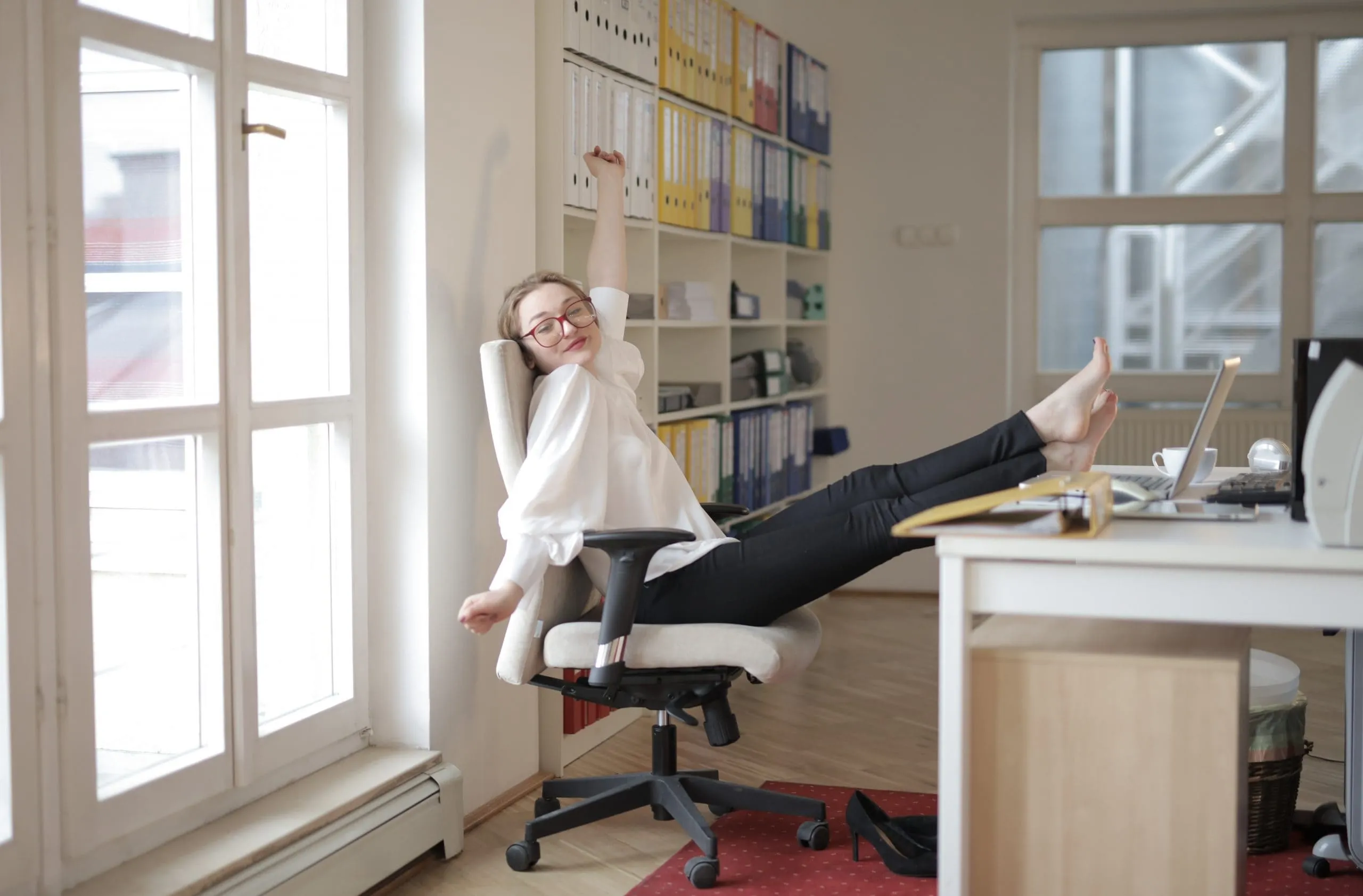 Consejos para ajustar correctamente la altura de la silla ergonómica